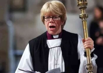 திருச்சபை வரலாற்றில் முதல் முறையாக பேராயர் ஆன பெண்!