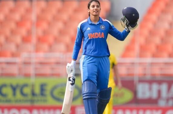 ஸ்மிருதி மந்தனா முதலிடத்தில்