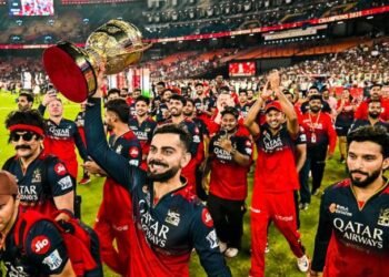 இரண்டு பில்லியன் டொலருக்கு ஆர்.சி.பி அணி விற்பனையாகின்றது