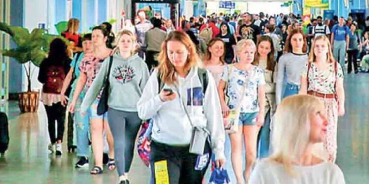 150,000 ஐ கடந்த சுற்றுலாப் பயணிகள் வருகை