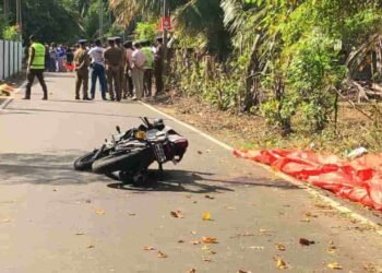 மகனைக் காணவில்லை என ​தேடிச் சென்ற பெற்றோருக்கு காத்திருந்த அதிர்ச்சி!