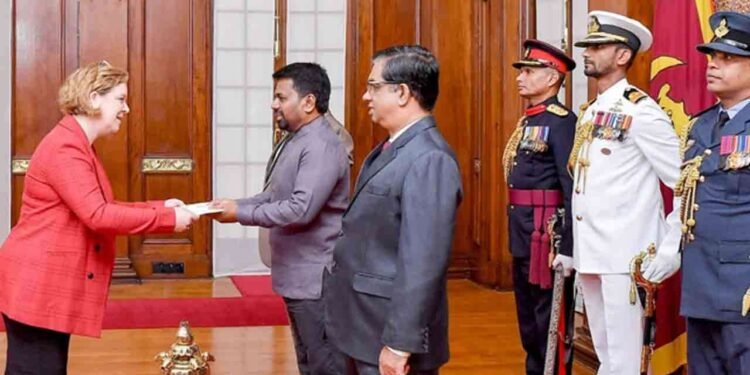 நற்சான்றுப் பத்திரங்களை கையளித்த புதிய இராஜதந்திரிகள்