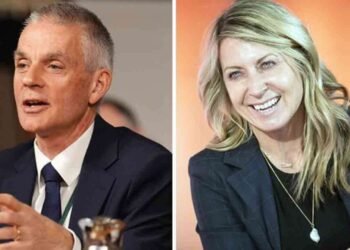 பிபிசியின் இரு பிரதானிகள் பதவி விலகல்