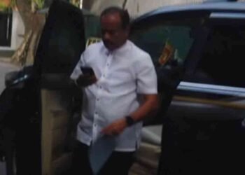 முன்னாள் பிரதி சபாநாயகர் இலஞ்ச ஊழல் விசாரணை ஆணைக்குழுவில்