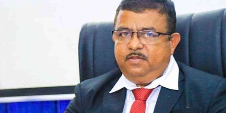 புவிச்சரிதவியல் அளவை, சுரங்கப் பணியகத்தின் முன்னாள் தலைவர் கைது