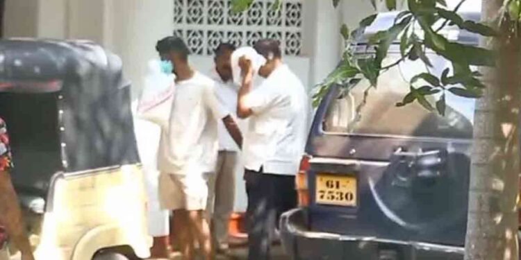 ஹெரோயினுடன் கைதான அதிபர் பணி நீக்கம்