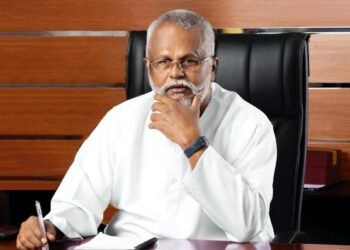 முன்னாள் அமைச்சர் டக்ளஸ் தேவானந்தாவுக்கு தடுப்புக்காவல்