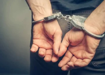 பெற்றோலியக் கூட்டுத்தாபனத்தின் முன்னாள் தலைவர் கைது