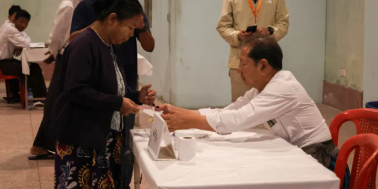 மியன்மாரில் இராணுவ கவிழ்ப்புக்குப் பிறகு முதல் பொதுத் தேர்தல்