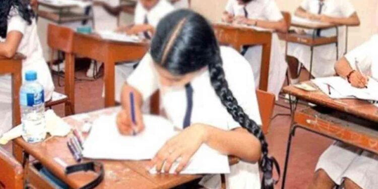 உயர் தரப் பரீட்சை விடைத்தாளுக்கு எவ்வித பாதிப்பும் ஏற்படவில்லை