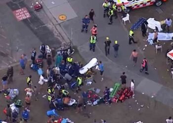 அவுஸ்திரேலியாவில் துப்பாக்கிச் சூடு – 10 பேர் பலி