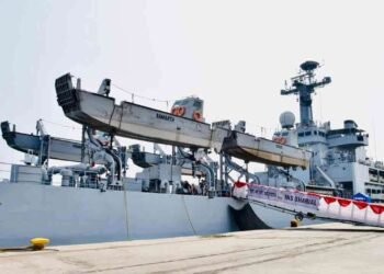 இலங்கைக்கு தமிழக மக்களும் உதவி