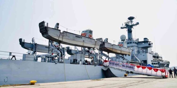 இலங்கைக்கு தமிழக மக்களும் உதவி