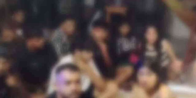 பேஸ்புக் களியாட்டம் – கைதானவர்களில் NPP முக்கியஸ்தரின் மகள்!