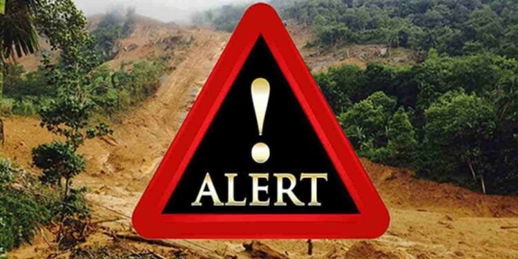 5 மாவட்டங்களுக்கு மண்சரிவு அபாய சிவப்பு எச்சரிக்கை