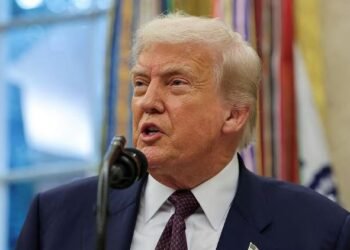 “அமெரிக்காவில் பட்டம் பெற்ற பிறகு இந்திய மாணவர்கள் நாடு திரும்ப வேண்டியிருப்பது அவமானம்”