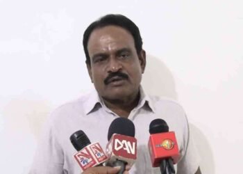 படித்த துறவினை மிக கேவலமான முறையில் பொலிஸார் நடாத்தியுள்ளனர்!