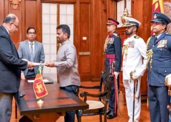 பதில் பிரதம நீதியரசராக யசந்த கோதாகொட பதவியேற்பு
