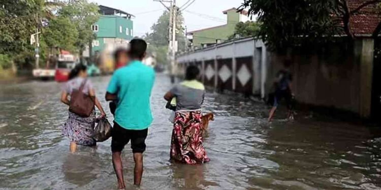 நாட்டில் நிலவும் வெள்ளத்தால் தொற்றுநோய்கள் அபாயம்!
