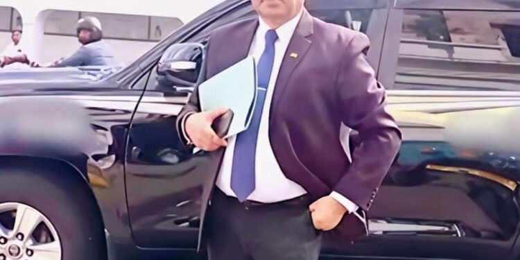 கல்விச் சீர்திருத்தங்களை சீர்குலைக்க சதி? ஆறாம் வகுப்பு பாடப்புத்தக விவகாரத்தில் சி.ஐ.டி விசாரணை