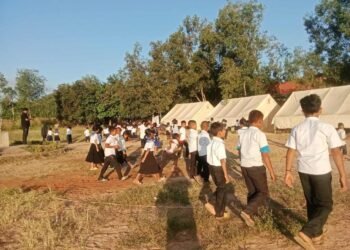 கம்போடியா உடனான எல்லை பிரச்சினை தீவிரம் – பாடசாலைகளை மூடிய தாய்லாந்து