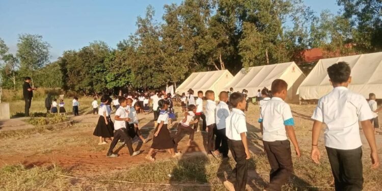 கம்போடியா உடனான எல்லை பிரச்சினை தீவிரம் – பாடசாலைகளை மூடிய தாய்லாந்து