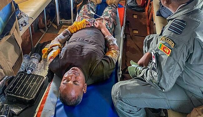 அமைதி காக்கும் வீரர்களின் உயிரை காப்பாற்றிய இலங்கை விமானப்படை வீரர்கள்