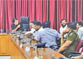 பழுதடைந்த “ஐ பேட்டிற்கு” ரூ.50,000 இழப்பீடு பெற்ற அர்ச்சுனா எம்.பி