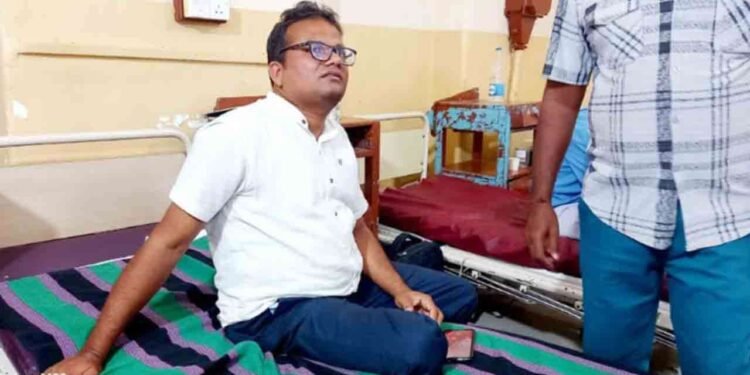 தையிட்டியில் பொலிஸ் சித்திரவதை: நிரோஷ் வைத்தியசாலையில் அனுமதி