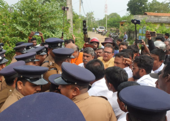 தையிட்டியில் பெரும் பதற்றம் – வேலன் சுவாமிகள் உள்ளிட்ட மதத் தலைவர்கள், அரசியல் பிரமுகர்கள் கைது