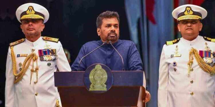 நாட்டை மீண்டும் கட்டியெழுப்பும் உறுதியுடன் ஒன்றிணைவோம்