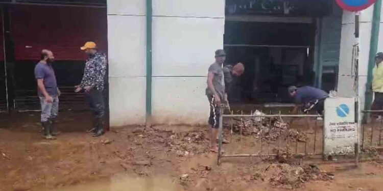 சீரற்ற வானிலையால் நுவரெலியாவில் ஏற்பட்டுள்ள பாதிப்பு