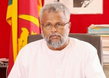 அச்சுறுத்தல்களையும் தடைகளையும் பொருட்படுத்தாமல் அரசியல் பயணம் தொடரும்