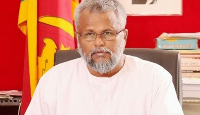 அச்சுறுத்தல்களையும் தடைகளையும் பொருட்படுத்தாமல் அரசியல் பயணம் தொடரும்