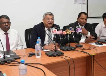 சட்டமா அதிபரை நீக்குவது தொடர்பில் அமைச்சரவையில் கலந்துரையாடப்படவில்லை