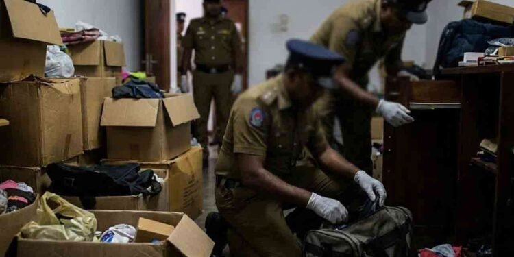 பொலிஸாரின் சுற்றிவளைப்புகளில் 728 பேர் கைது!