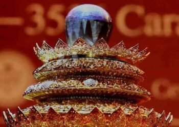 உலகின் மிகப்பெரிய ஊதா நிற மாணிக்கம் இலங்கையில் கண்டுபிடிப்பு