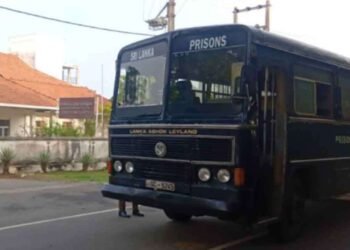 இலங்கையில் கைதான இந்திய மீனவர்கள் மீண்டும் விளக்கமறியலில்