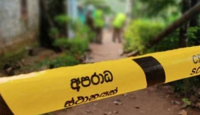 பிள்ளைகளின் கண் முன்னால் தாயார் கொலை!