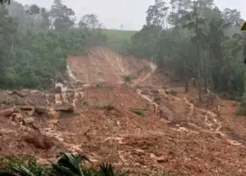 இரண்டு மாவட்டங்களுக்கு மண் சரிவு குறித்து அசவர எச்சரிக்கை!