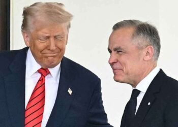 கனடாவுக்கு 100% வரி விதிக்கப்படும் என ட்ரம்ப் எச்சரிக்கை