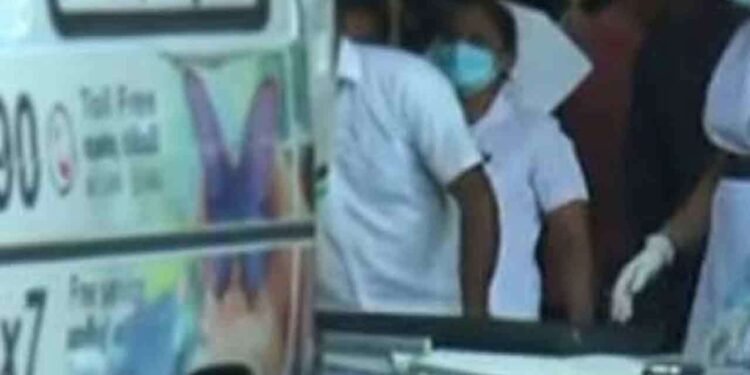 வீதி விபத்துக்களில் 3 பெண்கள் உட்பட நால்வர் உயிரிழப்பு