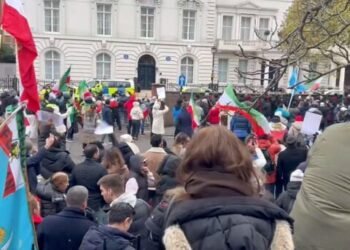 ஈரான் அரசாங்கத்திற்கு எதிராக லண்டனில் பாரிய போராட்டம்