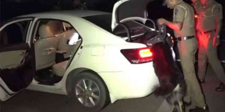 அதிவேக வீதியில் விசேட சோதனை: சட்டவிரோத மதுபானங்களுடன் ஒருவர் கைது!