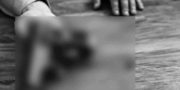 துப்பாக்கியால் சுட்டுக்கொண்ட இராணுவ சிப்பாய்!