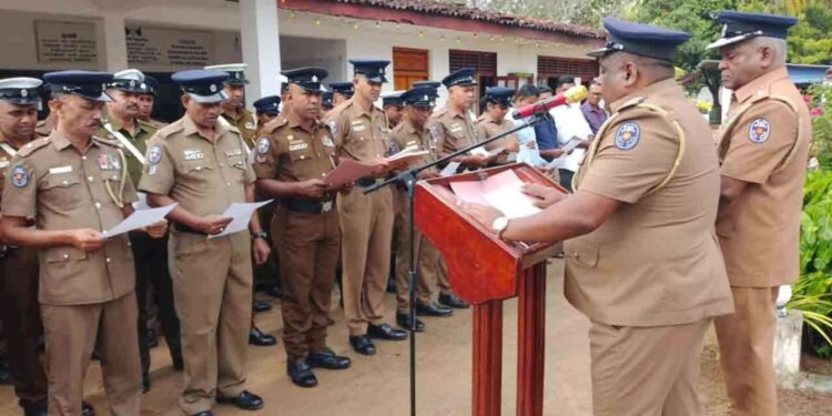 கல்முனை பொலிஸ் நிலையத்தில் சத்தியப்பிரமாணத்துடன் தொடங்கிய புத்தாண்டு!