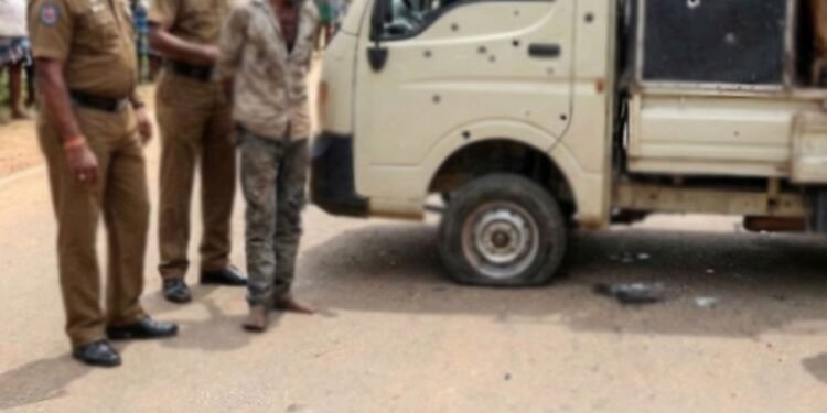 பொலிஸாரின் கட்டளையை மீறிச் சென்ற லொறி மீது துப்பாக்கிப் பிரயோகம்