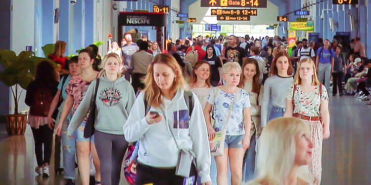 2026 இல் மூன்று மில்லியன் சுற்றுலாப் பயணிகளின் வருகையை அரசாங்கம் இலக்காகக் கொண்டுள்ளதாக பிரதமர் அறிவிப்பு