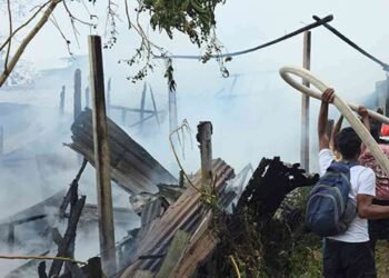 காலி – வர்த்தக நிலையம் ஒன்றில் தீவிபத்து