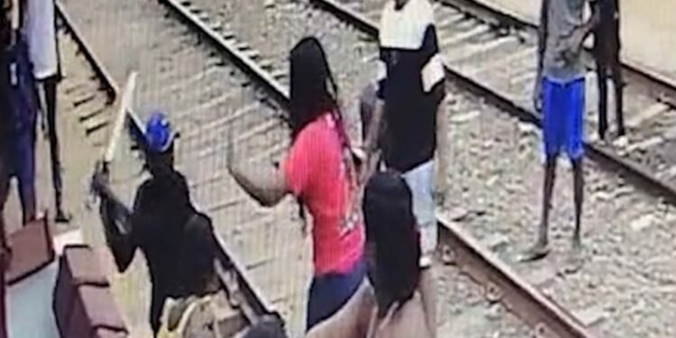 கிரிக்கெட் மட்டையால் அடித்துக் கொல்லப்பட்ட இளைஞன்!